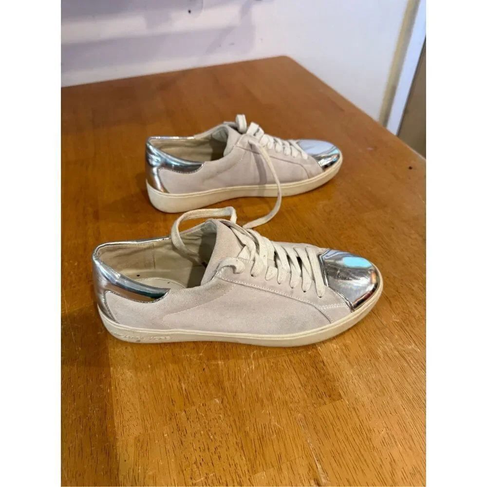 Michael Michael Kors White Leather Silver Toe Sneaker Shoes Size 7.5 - Picture 4 of 12